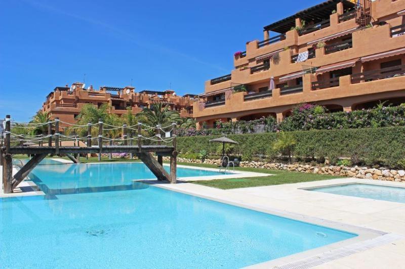 Apartamento Al Mar Estepona Luaran gambar