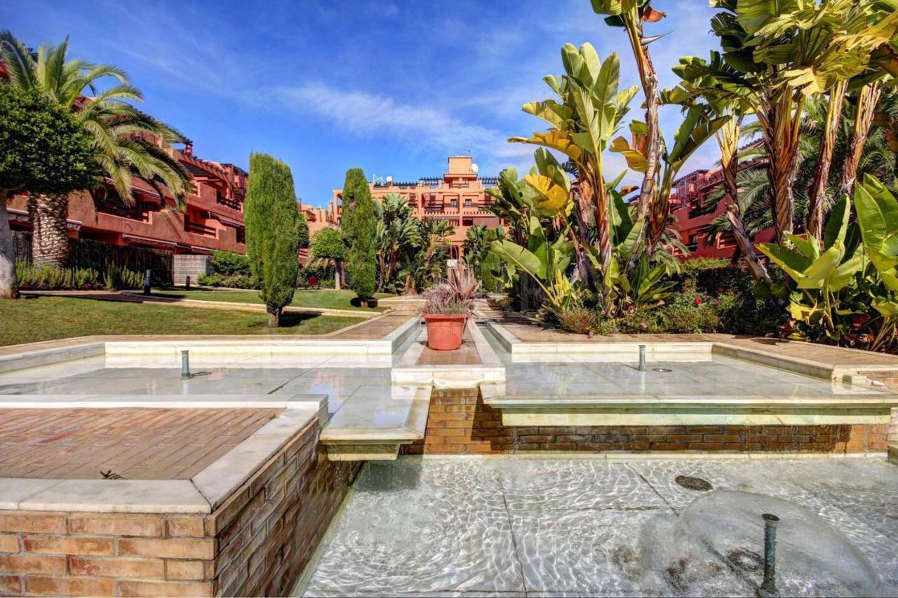Apartamento Al Mar Estepona Luaran gambar